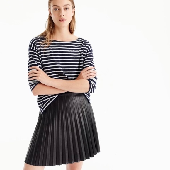 J Crew Vegan Leather Pleated Skirt - Picture 3 of 7